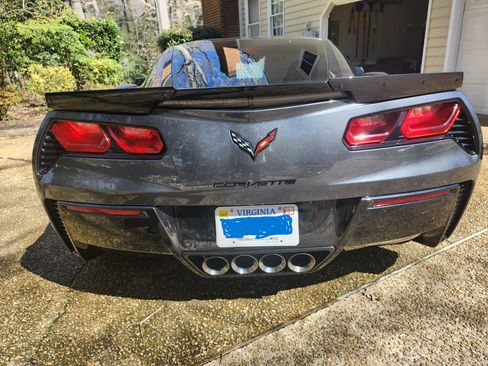 Used 2018 Chevrolet Corvette Grand Sport w/ Carbon Flash Badge Package image 9