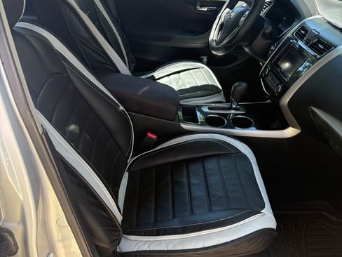 Used 2013 Nissan Altima 2.5 S FWD image 13