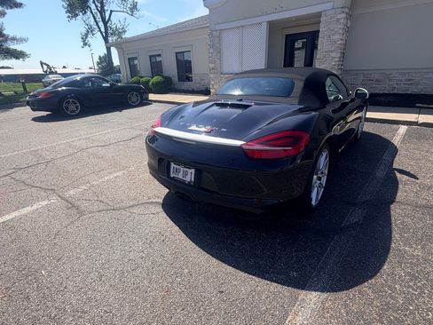 Used 2013 Porsche Boxster RWD image 9