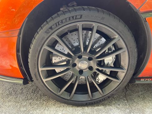 Used 2017 McLaren 570S Coupe image 6