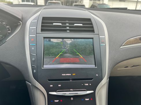 Used 2016 Lincoln MKZ w/ Equipment Group 300A Reserve image 15