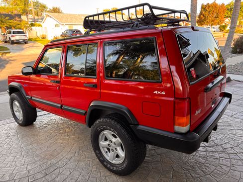 Used 1998 Jeep Cherokee Sport AWD/4WD image 2