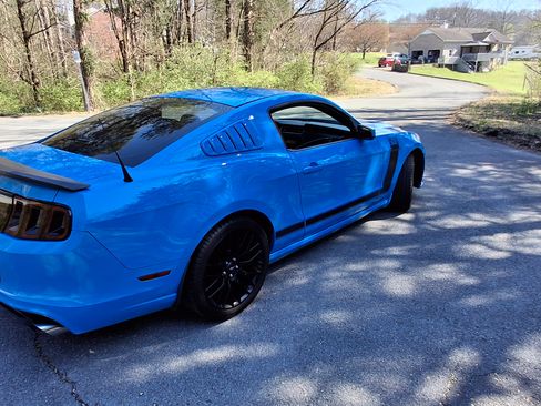 Used 2013 Ford Mustang Boss 302 w/ Boss 302 Accessory Pkg image 8