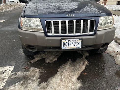 Used 2004 Jeep Grand Cherokee Laredo w/ Convenience Group image 2