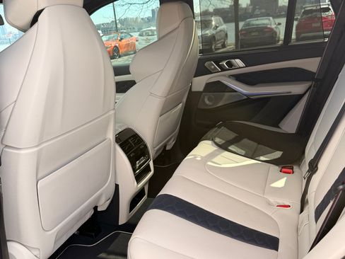 Used 2023 BMW X5 M w/ Competition Package image 8