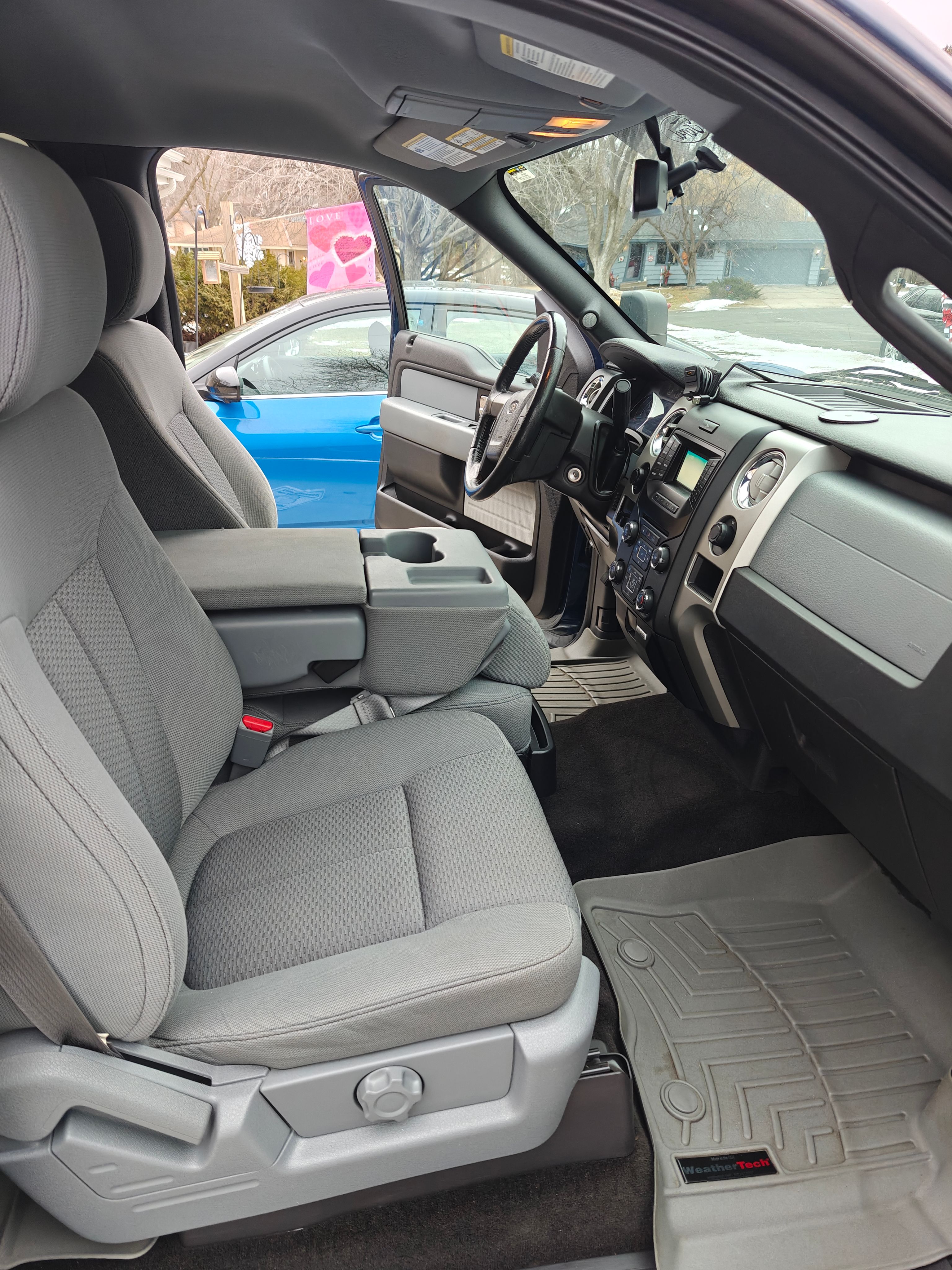 Used 2014 Ford F150 XLT w/ Equipment Group 302A Luxury AWD/4WD image 10