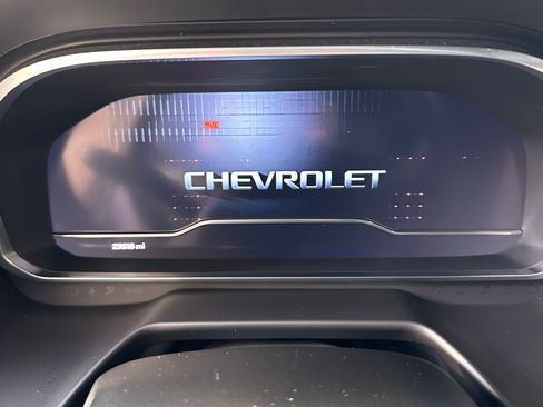 Used 2023 Chevrolet Suburban Premier w/ Premium Package image 20