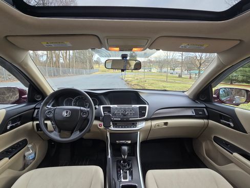 Used 2014 Honda Accord EX image 8
