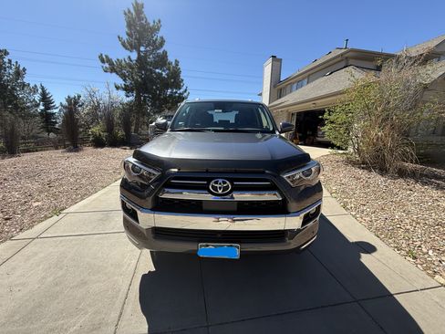 Used 2023 Toyota 4Runner Limited AWD/4WD image 4