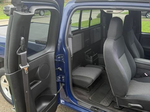 Used 2009 GMC Canyon SLE RWD image 6