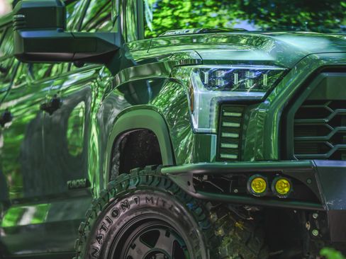 Used 2023 Toyota Tundra Limited w/ TRD Off-Road Package image 5