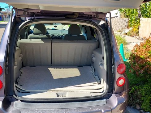 Used 2006 Chevrolet HHR LT image 9