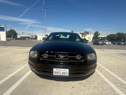 Used 2006 Ford Mustang Premium RWD image 14