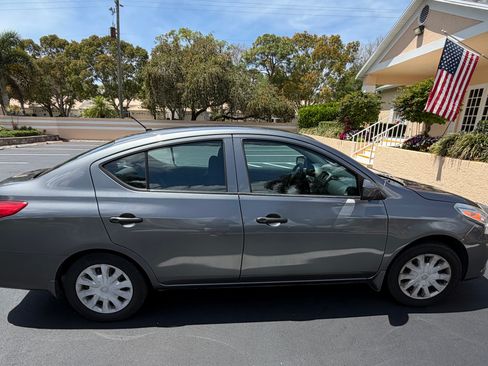 Used 2016 Nissan Versa S image 1