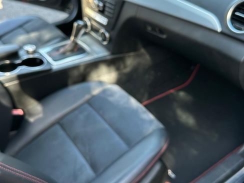 Used 2013 Mercedes-Benz C 250 Sedan image 13