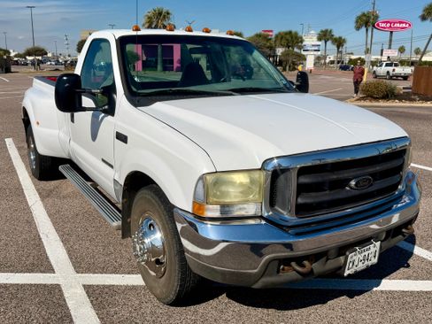 Used 2000 Ford F350 Long Bed image 2