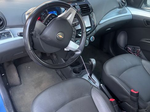 Used 2014 Chevrolet Spark LT FWD image 9