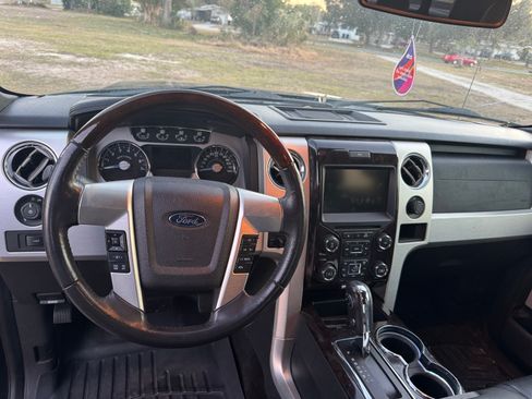 Used 2014 Ford F150 Platinum image 12