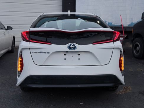 Used 2017 Toyota Prius Prime Plus image 2