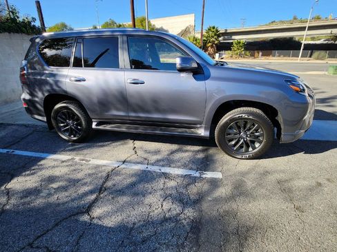 Used 2023 Lexus GX 460 Premium image 14
