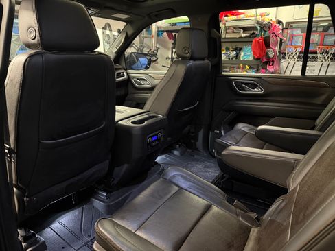 Used 2021 Chevrolet Tahoe High Country image 13