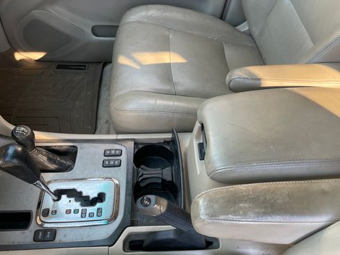 Used 2003 Toyota Land Cruiser AWD/4WD image 12