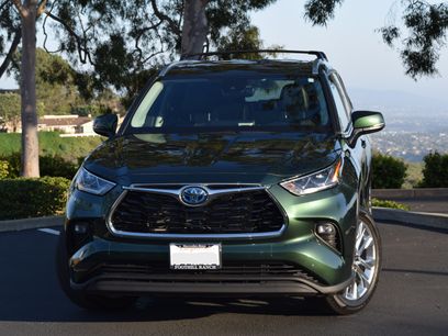 Used 2023 Toyota Highlander Limited
