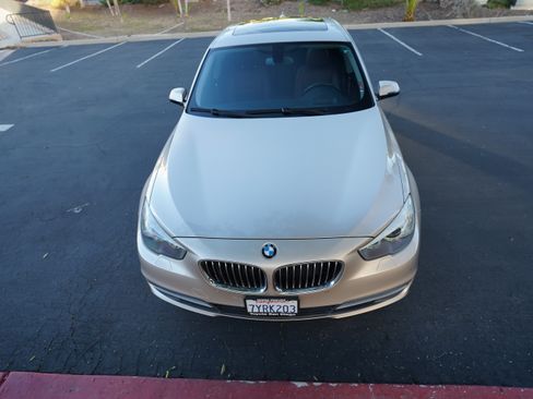 Used 2014 BMW 535i Gran Turismo image 12