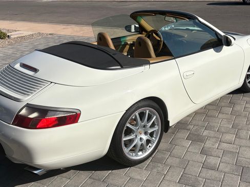 Used 2001 Porsche 911 Carrera 4 image 9