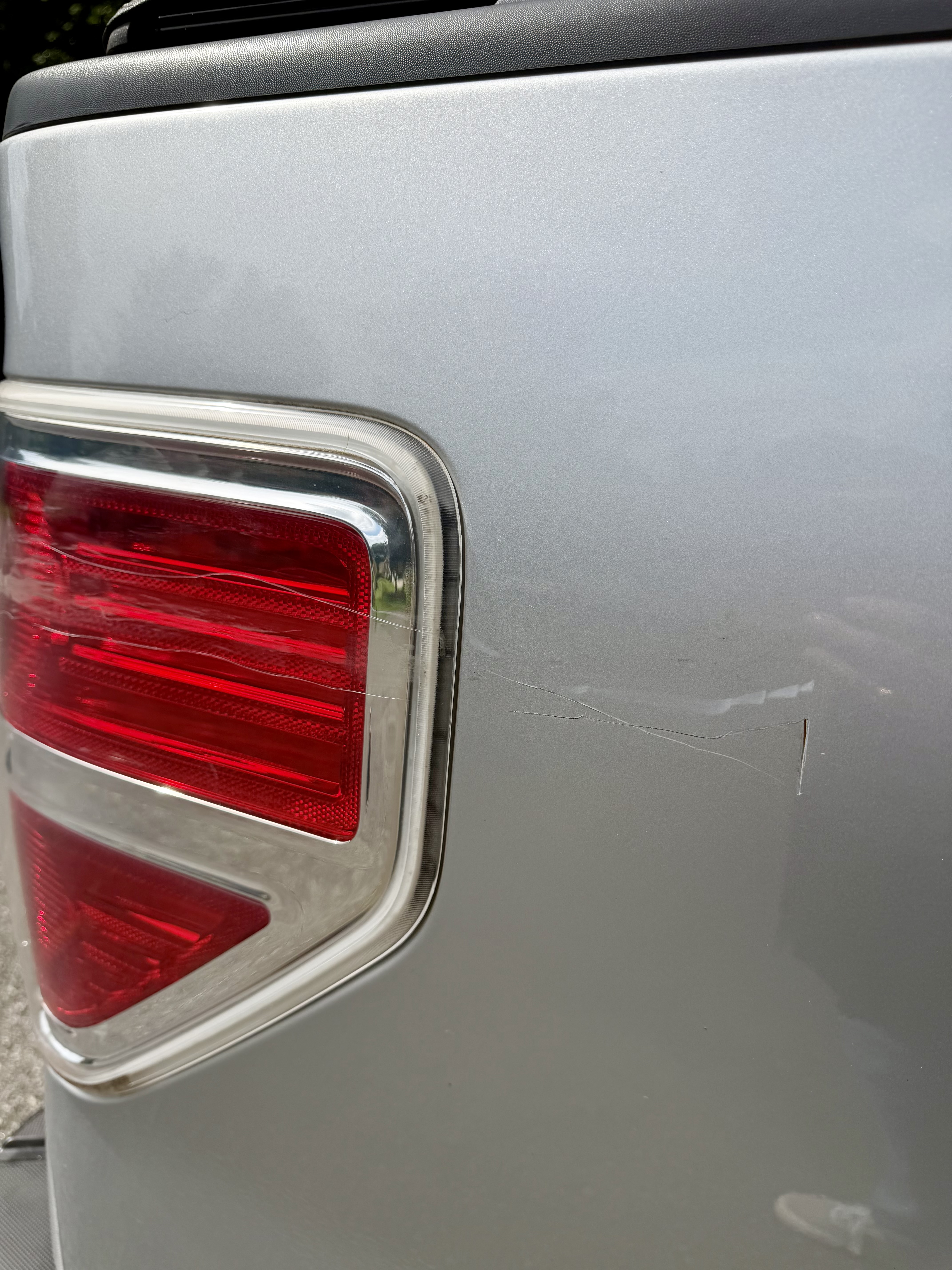 Used 2013 Ford F150 XLT w/ Luxury Equipment Group RWD image 14