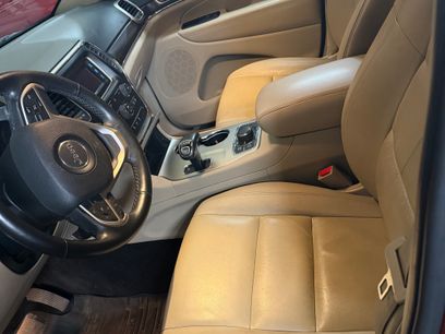 Used 2014 Jeep Grand Cherokee Limited w/ Trailer Tow Group IV