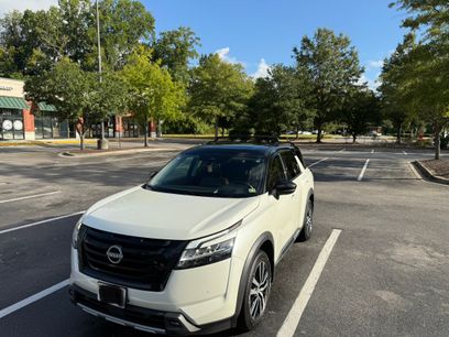 Used 2023 Nissan Pathfinder Platinum