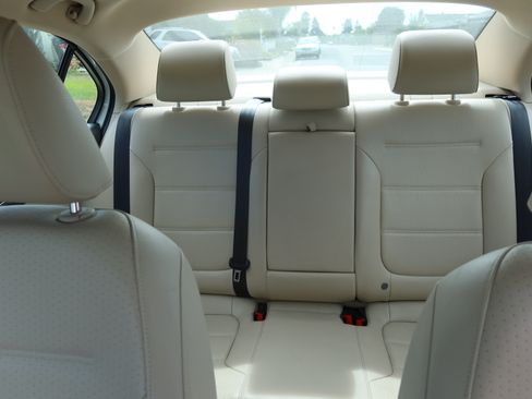 Used 2015 Volkswagen Jetta SE image 15