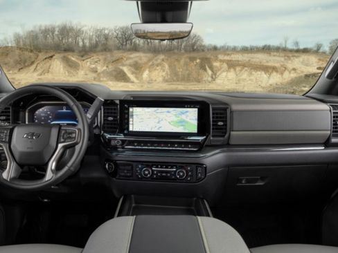 Used 2022 Chevrolet Silverado 1500 ZR2 image 4