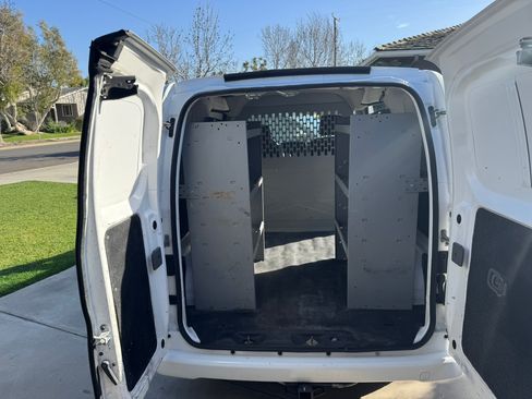 Used 2020 Nissan NV200 SV image 10