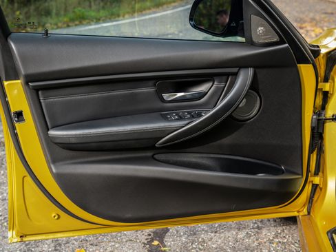 Used 2018 BMW M3 Sedan w/ Competition Package image 16