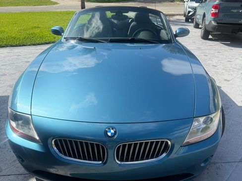 Used 2003 BMW Z4 3.0i RWD image 2