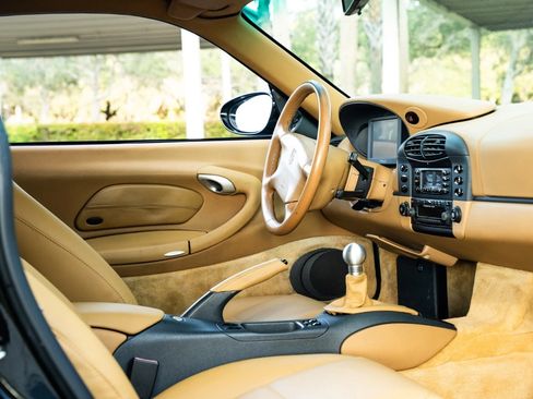 Used 1999 Porsche 911 GT3 RS image 22