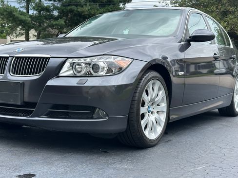 Used 2006 BMW 330xi Sedan AWD/4WD image 1