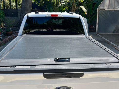 Used 2021 Ford F150 XLT AWD/4WD image 4