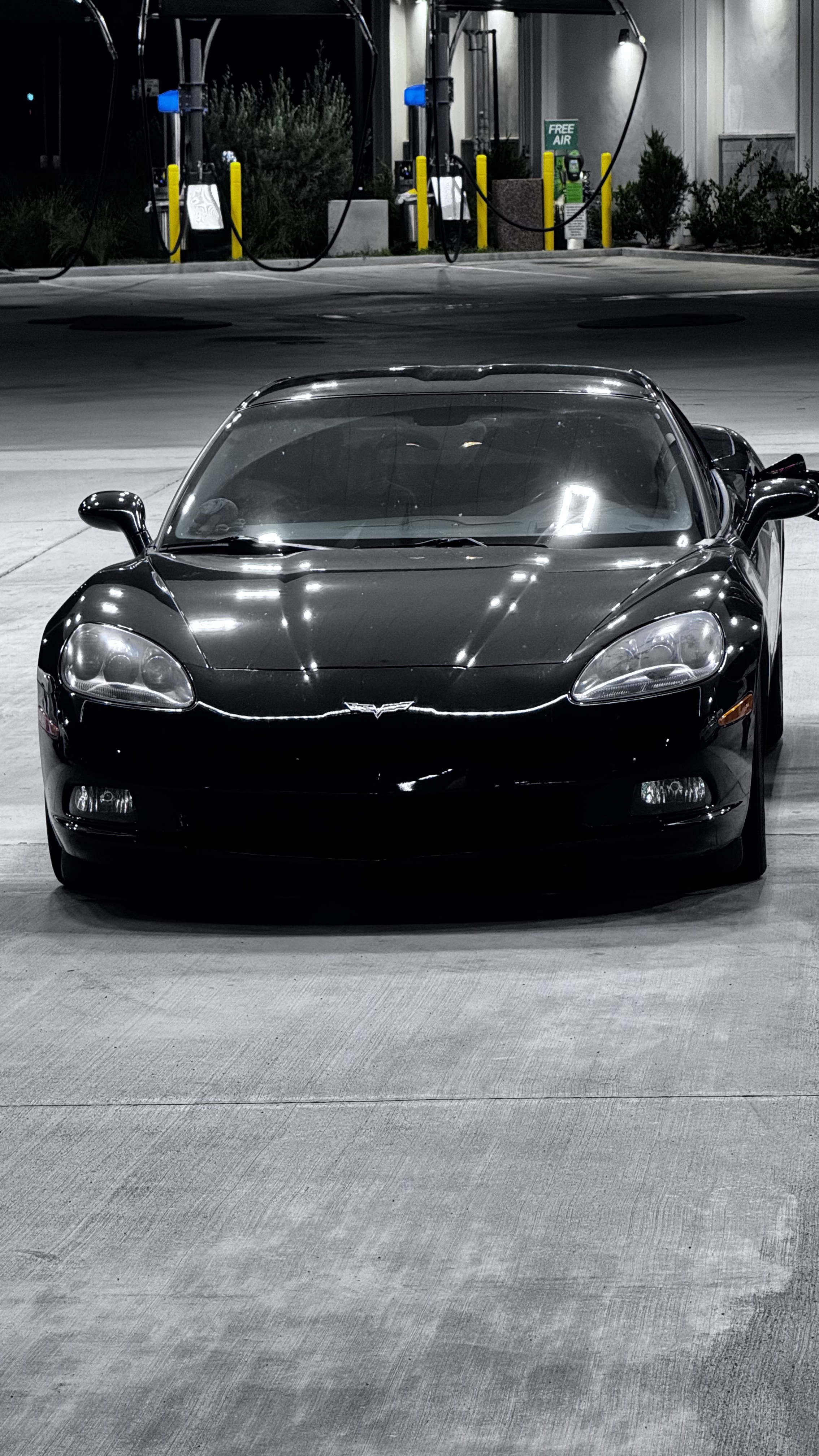 Used 2013 Chevrolet Corvette Coupe w/ 2LT Preferred Equipment Group RWD image 1