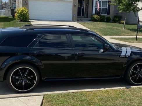 Used 2005 Dodge Magnum R/T w/ Convenience Group II image 11