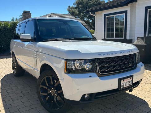 Used 2012 Land Rover Range Rover HSE AWD/4WD image 2