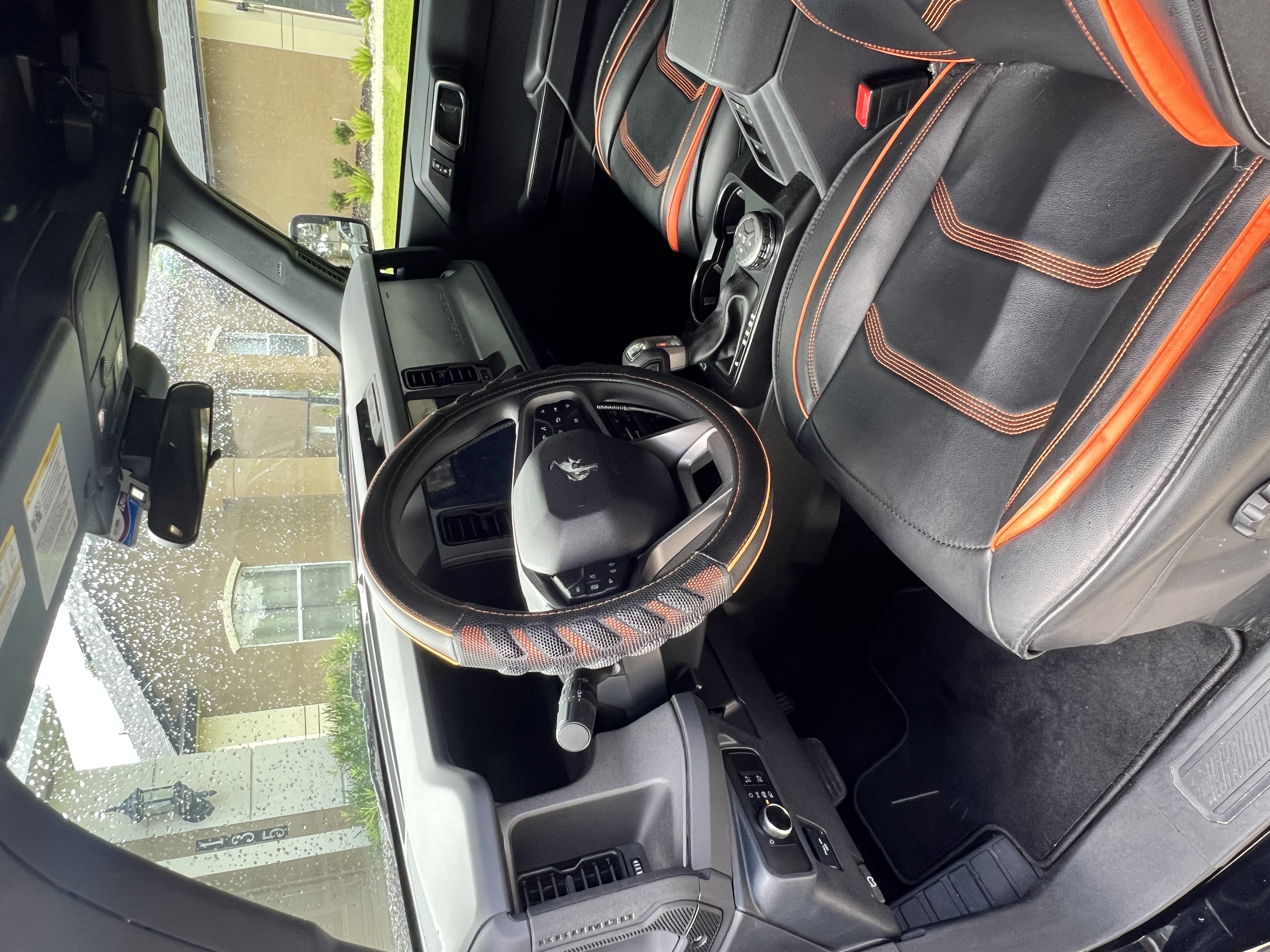 Used 2025 Ford Bronco 4-Door AWD/4WD image 24