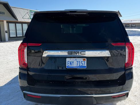 Used 2021 GMC Yukon SLT w/ SLT Luxury Plus Package image 5