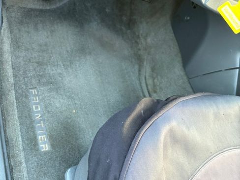 Used 2003 Nissan Frontier XE RWD image 16