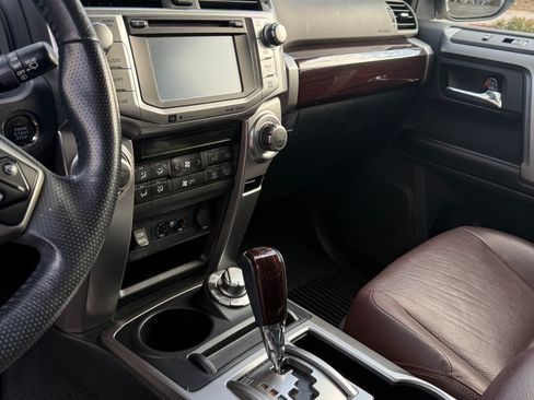 Used 2016 Toyota 4Runner Limited image 8