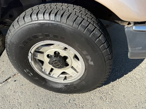 Used 1992 Toyota Land Cruiser AWD/4WD image 6