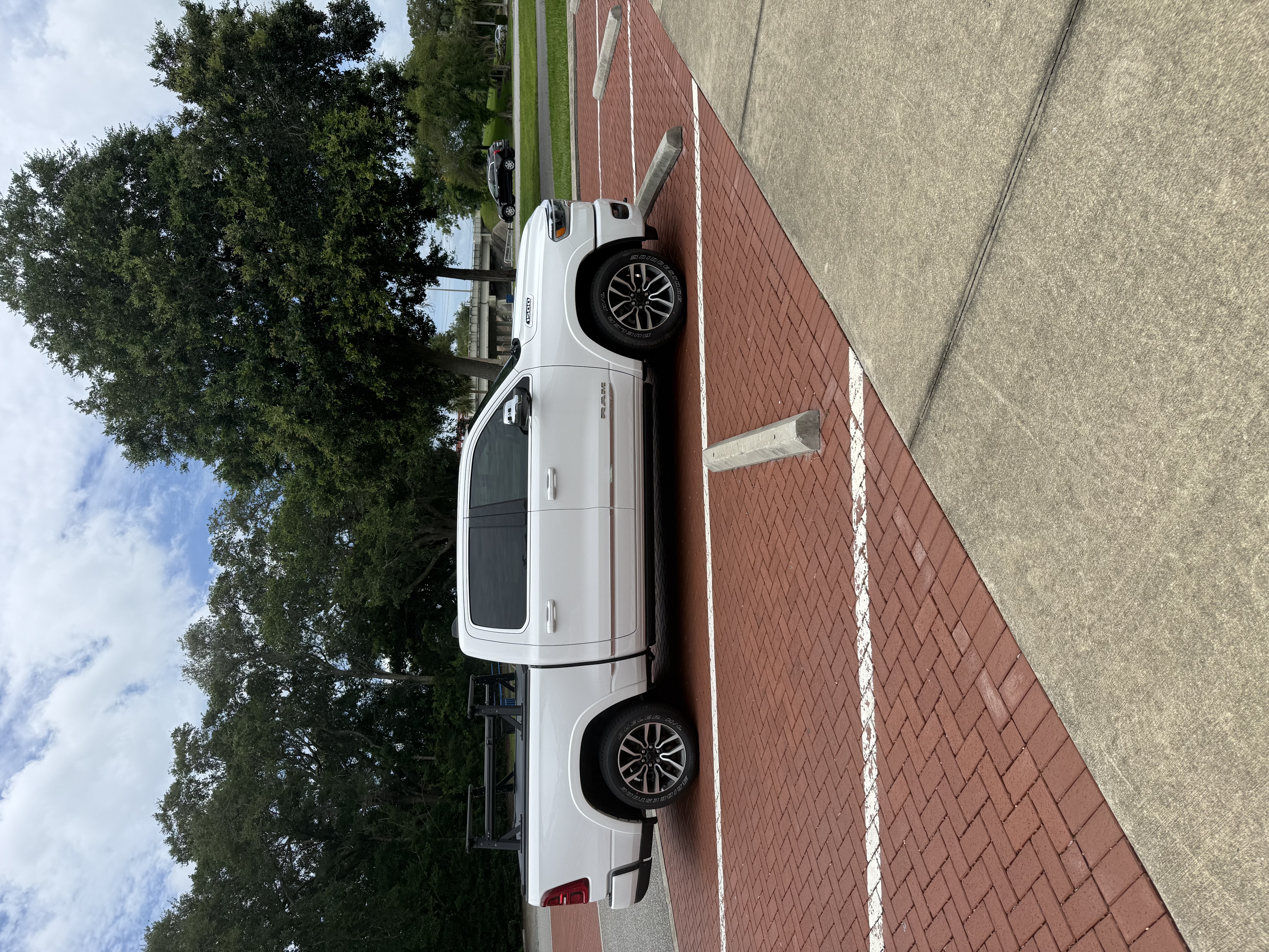 Used 2026 RAM 1500 Limited w/ Body Color Bumper Group AWD/4WD image 6