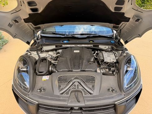 Used 2023 Porsche Macan GTS AWD/4WD image 25